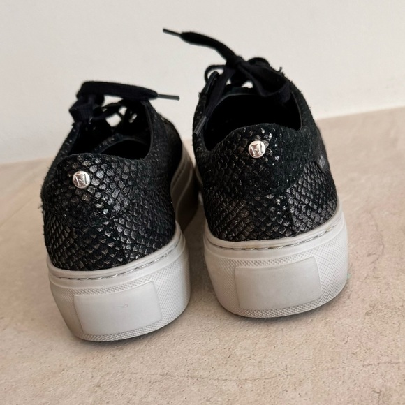 MEPHISTO Air Relax Black Snakeskin Platform Sneakers Size 8.5 - Picture 8 of 10